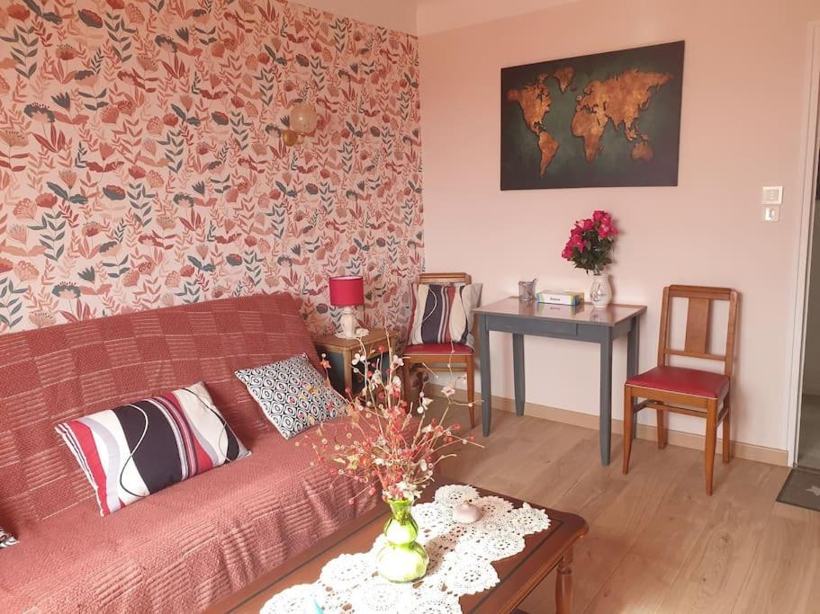 Appartement Avec Grand Jardin Labatut  Exterior photo